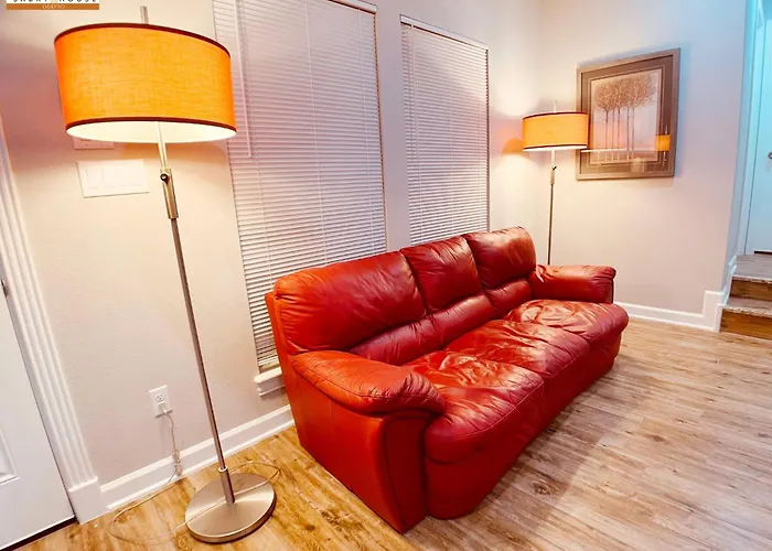 Holiday home Wow 5br Sleeps 14 For Large Team Events