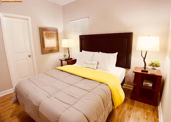 Holiday home Wow 5br Sleeps 14 For Large Team Events Round Rock