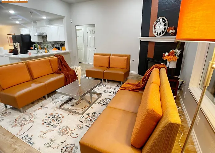 Holiday home Wow 5br Sleeps 14 For Large Team Events Round Rock