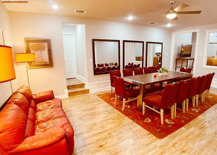 Holiday home Wow 5br Sleeps 14 For Large Team Events Round Rock