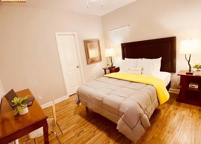Holiday home Wow 5br Sleeps 14 For Large Team Events