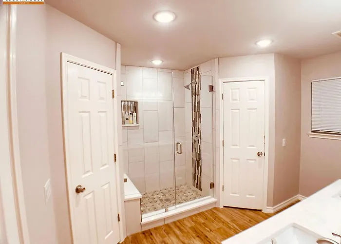 Holiday home Wow 5br Sleeps 14 For Large Team Events Round Rock